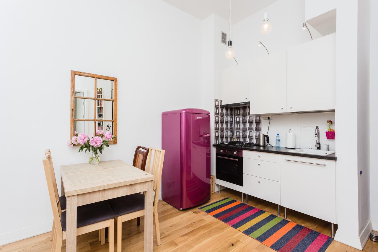 Sawa Apartment Warszawa Exteriör bild